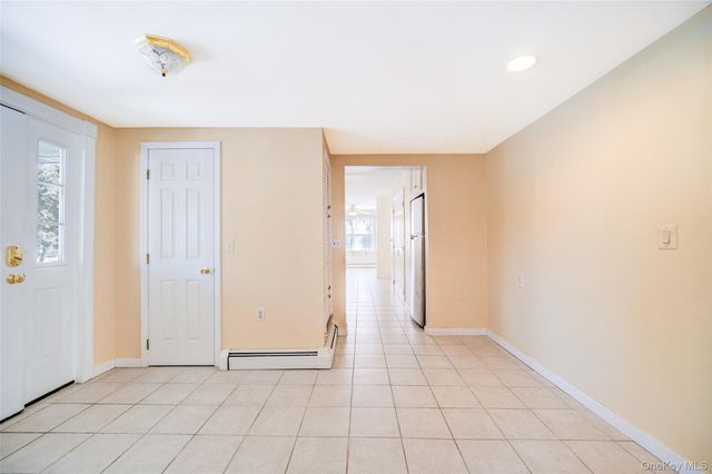 16 JMD Drive, Monroe, NY 10950