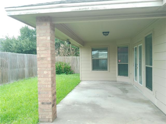 2514 Windblown Dr, Corpus Christi, TX 78414