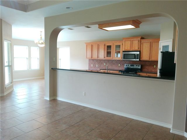 2514 Windblown Dr, Corpus Christi, TX 78414
