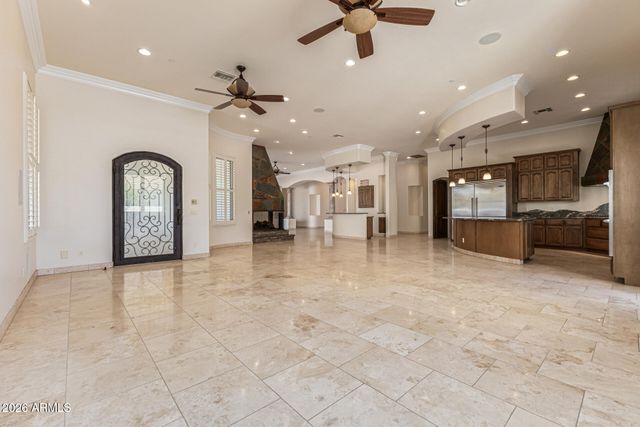 4734 W ELECTRA Lane, Glendale, AZ 85310