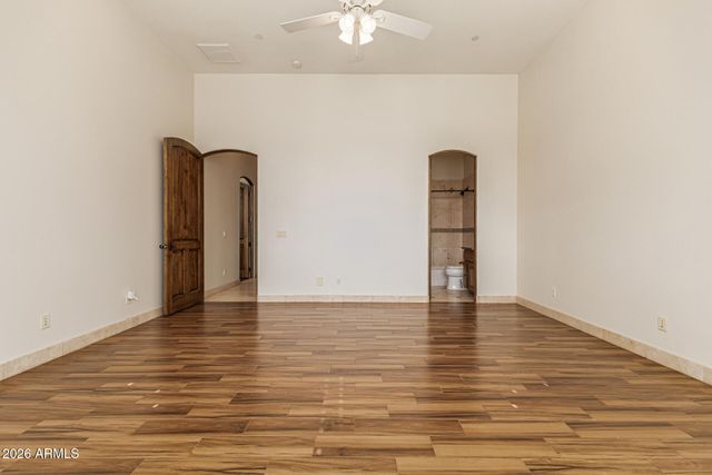 4734 W ELECTRA Lane, Glendale, AZ 85310