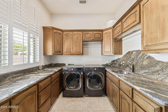 4734 W ELECTRA Lane, Glendale, AZ 85310