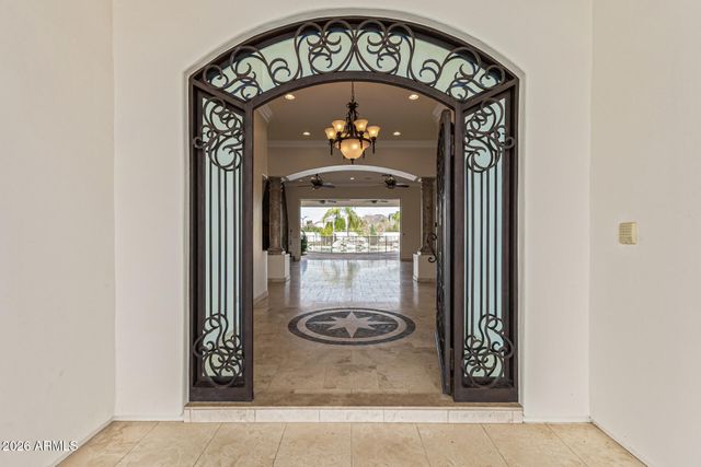 4734 W ELECTRA Lane, Glendale, AZ 85310