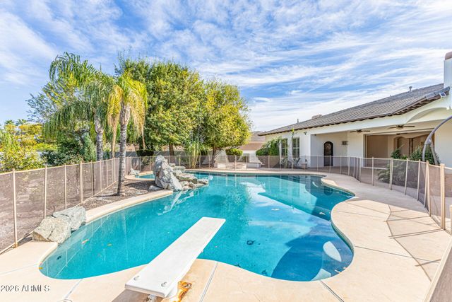 4734 W ELECTRA Lane, Glendale, AZ 85310