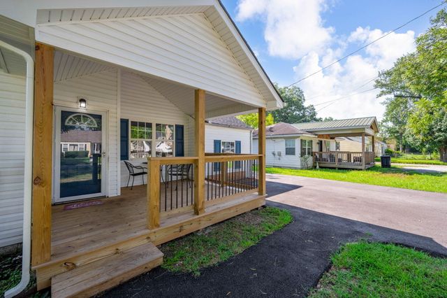 1610 Castleberry Avenue, Chattanooga, TN 37412