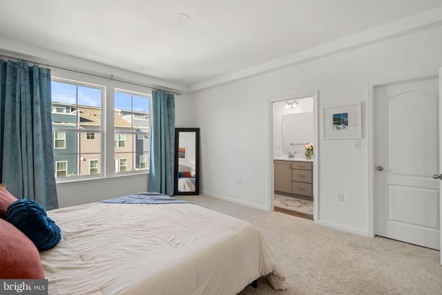 3137 ETON PL, Winchester, VA 22601