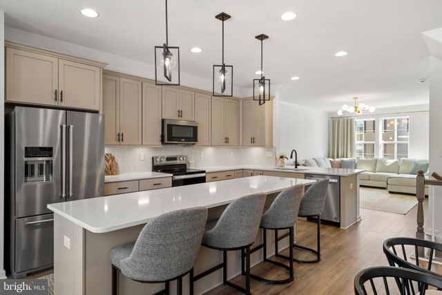 3137 ETON PL, Winchester, VA 22601