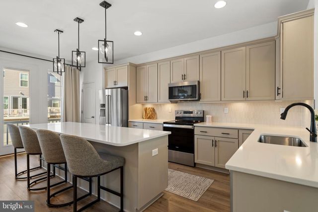 3137 ETON PL, Winchester, VA 22601