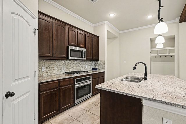 7656 Northumberland Drive, Fort Worth, TX 76179