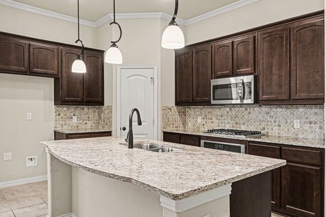 7656 Northumberland Drive, Fort Worth, TX 76179