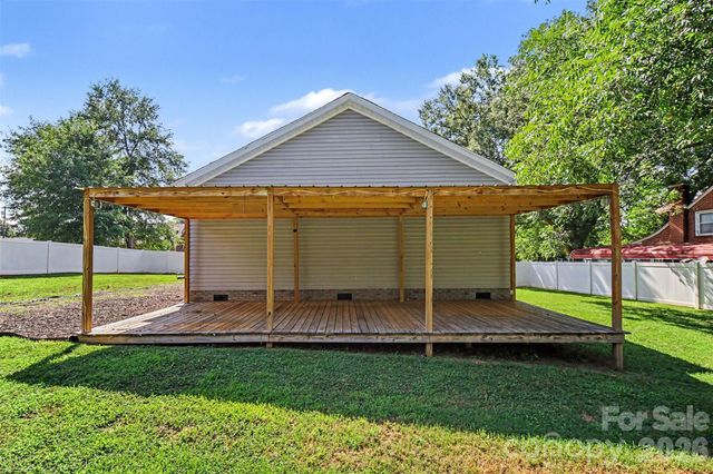106 Beam Street, Lawndale, NC 28090