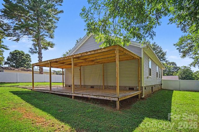 106 Beam Street, Lawndale, NC 28090