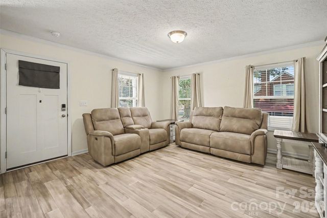 106 Beam Street, Lawndale, NC 28090