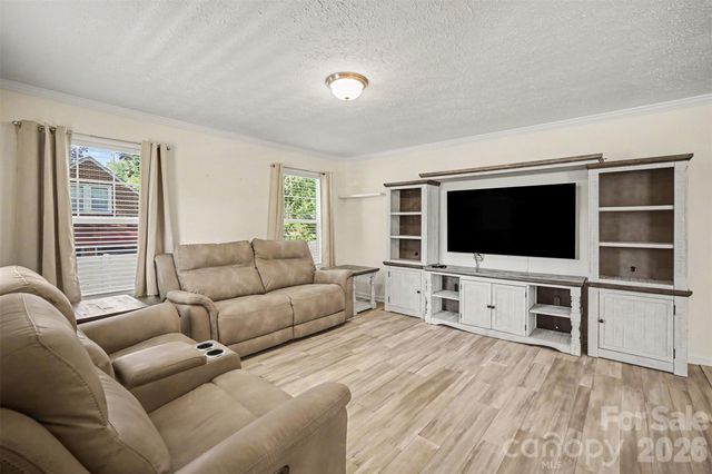 106 Beam Street, Lawndale, NC 28090