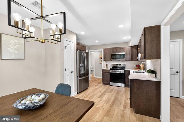 129 HILLARD FIELD, Lancaster, PA 17603