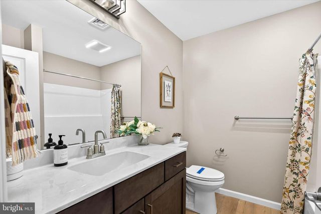 129 HILLARD FIELD, Lancaster, PA 17603