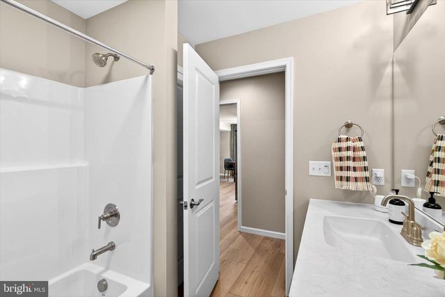 129 HILLARD FIELD, Lancaster, PA 17603