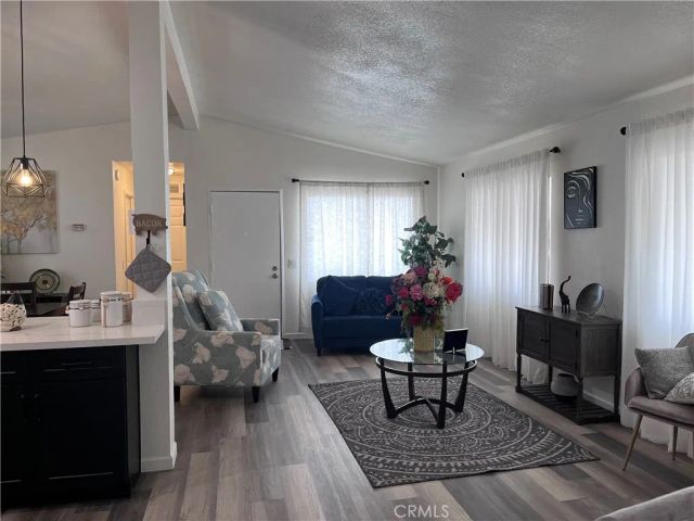 12550 Main 13, Hesperia, CA 92345