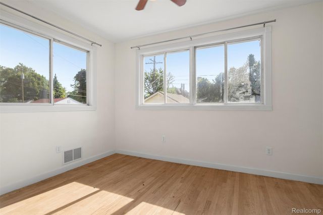 7524 Hartwell Street, Dearborn, MI 48126