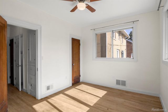 7524 Hartwell Street, Dearborn, MI 48126