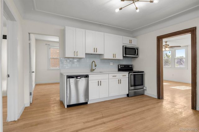 7524 Hartwell Street, Dearborn, MI 48126