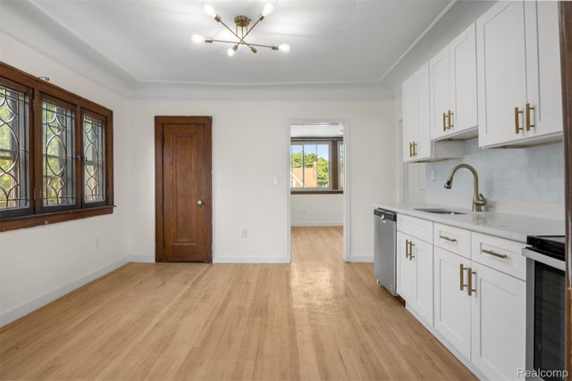 7524 Hartwell Street, Dearborn, MI 48126