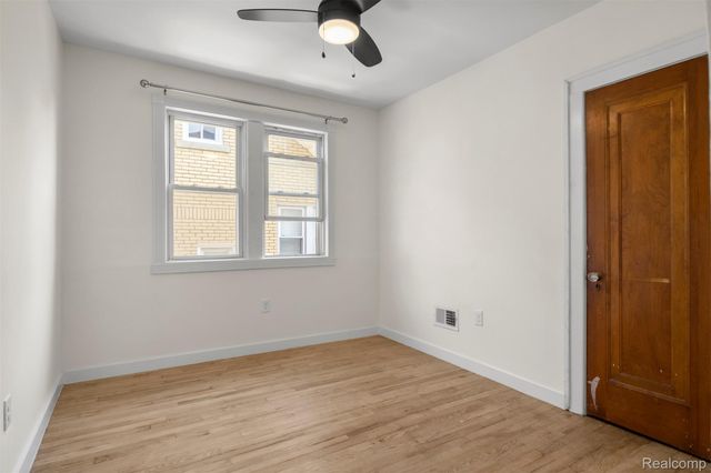 7524 Hartwell Street, Dearborn, MI 48126