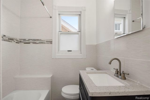 7524 Hartwell Street, Dearborn, MI 48126