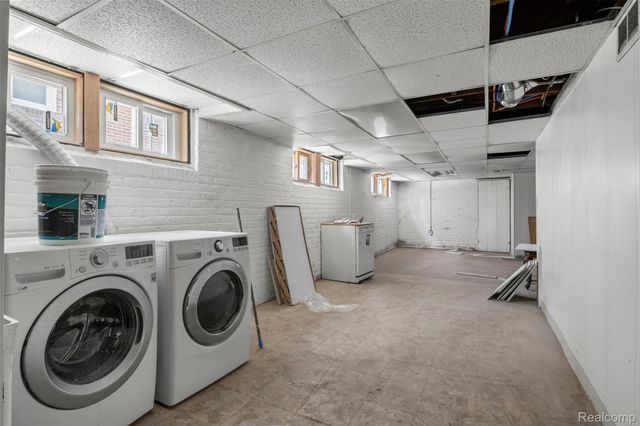 7524 Hartwell Street, Dearborn, MI 48126