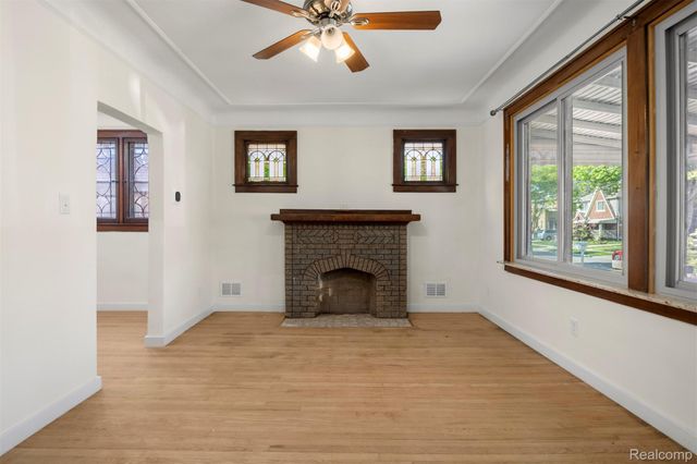 7524 Hartwell Street, Dearborn, MI 48126