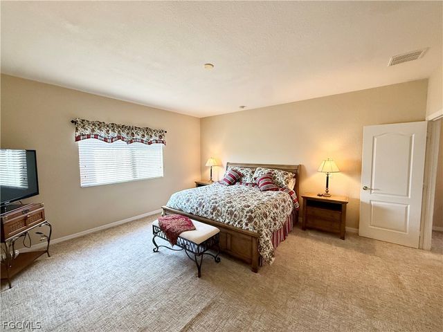 15470 Laguna Hills DR, Fort Myers, FL 33908