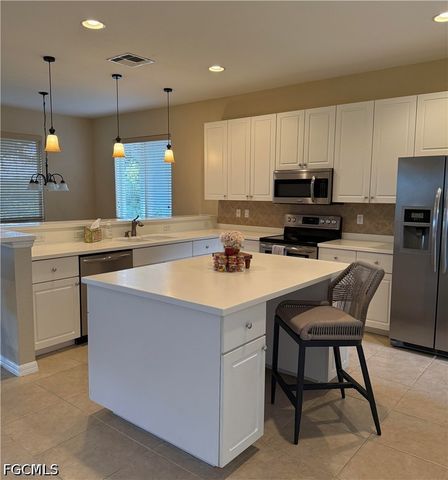 15470 Laguna Hills DR, Fort Myers, FL 33908