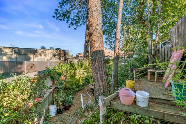1565 Siskiyou Boulevard SPC 42, Ashland, OR 97520