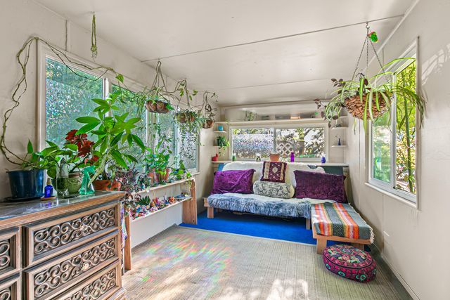 1565 Siskiyou Boulevard SPC 42, Ashland, OR 97520