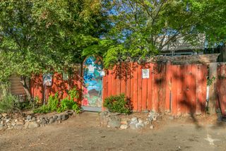 1565 Siskiyou Boulevard SPC 42, Ashland, OR 97520