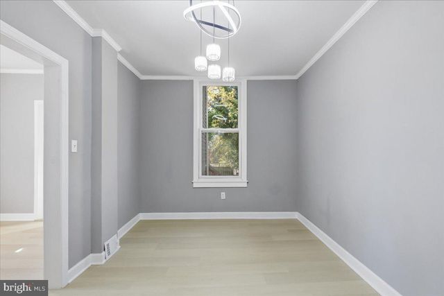 177 WINTERS LN, Catonsville, MD 21228