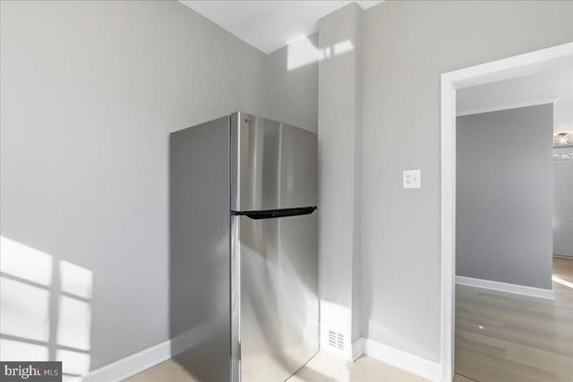 177 WINTERS LN, Catonsville, MD 21228