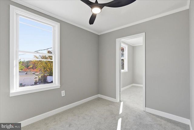 177 WINTERS LN, Catonsville, MD 21228