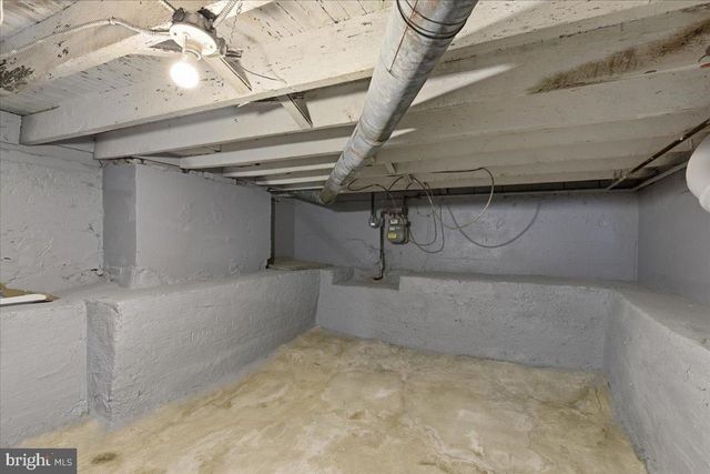 177 WINTERS LN, Catonsville, MD 21228