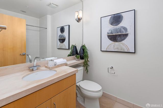 750 Van Ness Avenue 402, San Francisco, CA 94102