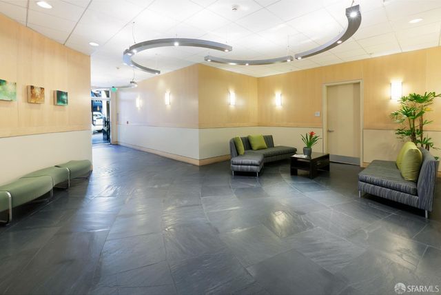 750 Van Ness Avenue 402, San Francisco, CA 94102