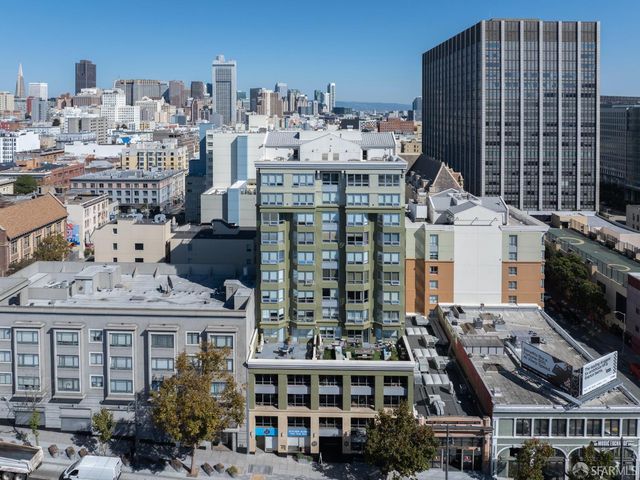 750 Van Ness Avenue 402, San Francisco, CA 94102