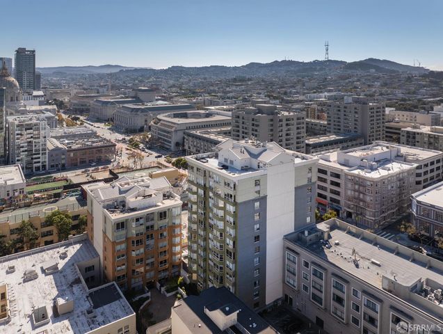 750 Van Ness Avenue 402, San Francisco, CA 94102