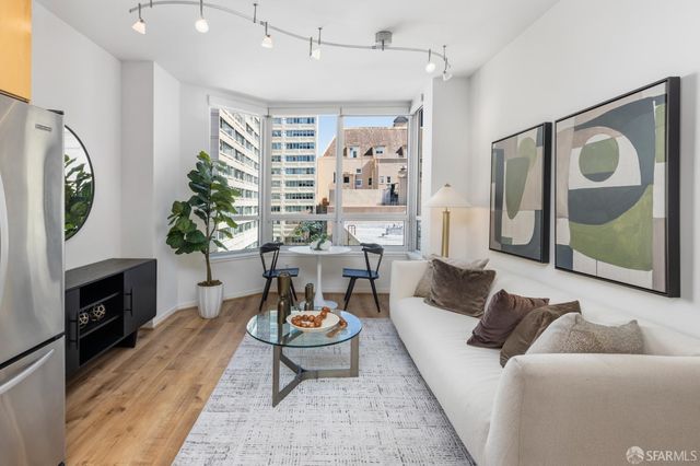 750 Van Ness Avenue 402, San Francisco, CA 94102