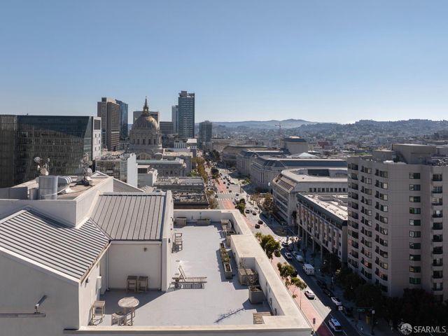 750 Van Ness Avenue 402, San Francisco, CA 94102