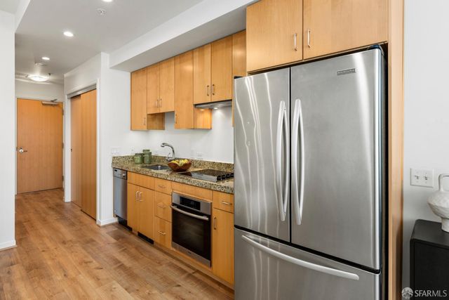 750 Van Ness Avenue 402, San Francisco, CA 94102