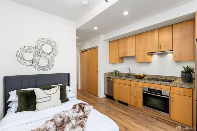 750 Van Ness Avenue 402, San Francisco, CA 94102