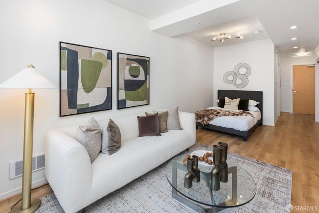 750 Van Ness Avenue 402, San Francisco, CA 94102