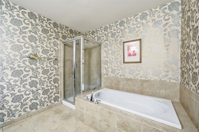 307 Medea Way, Central Islip, NY 11722