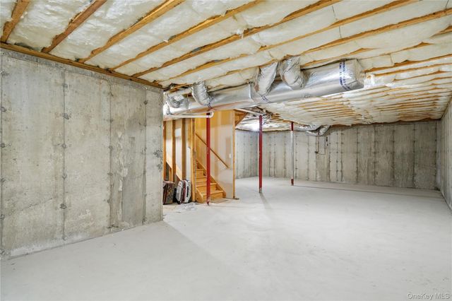 307 Medea Way, Central Islip, NY 11722